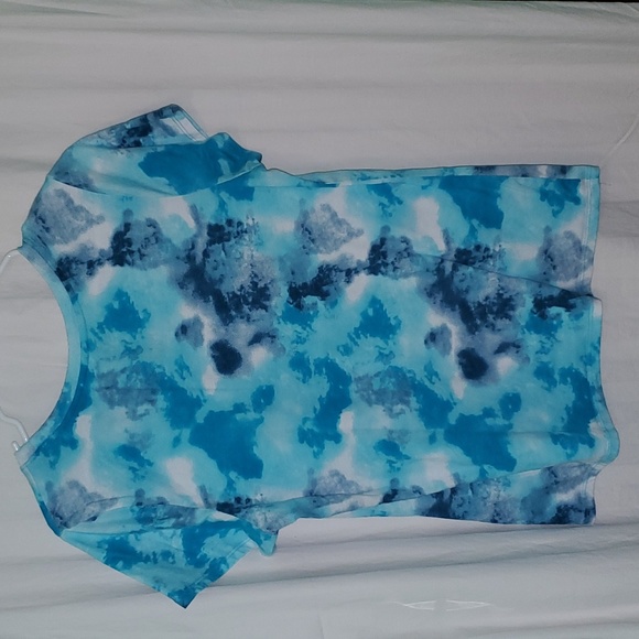 Disney tie dye Minnie Mouse t shirt - Picture 7 of 7